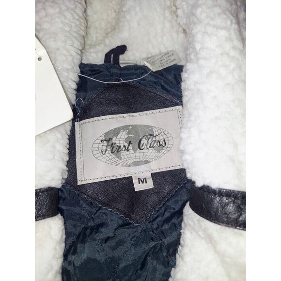 first class 100% acrylic with genuine leather trim jacket - Picture 5 of 7